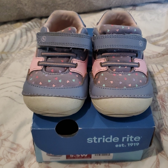 Stride Rite Other - Stride Rite Kylin Sneaker
